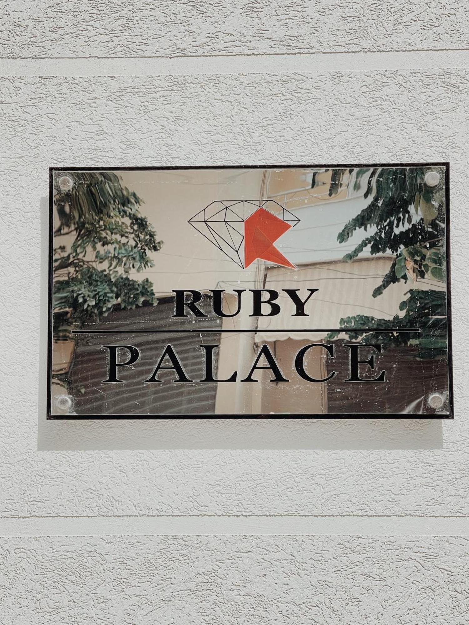 Ruby Palace Vlore Bagian luar foto