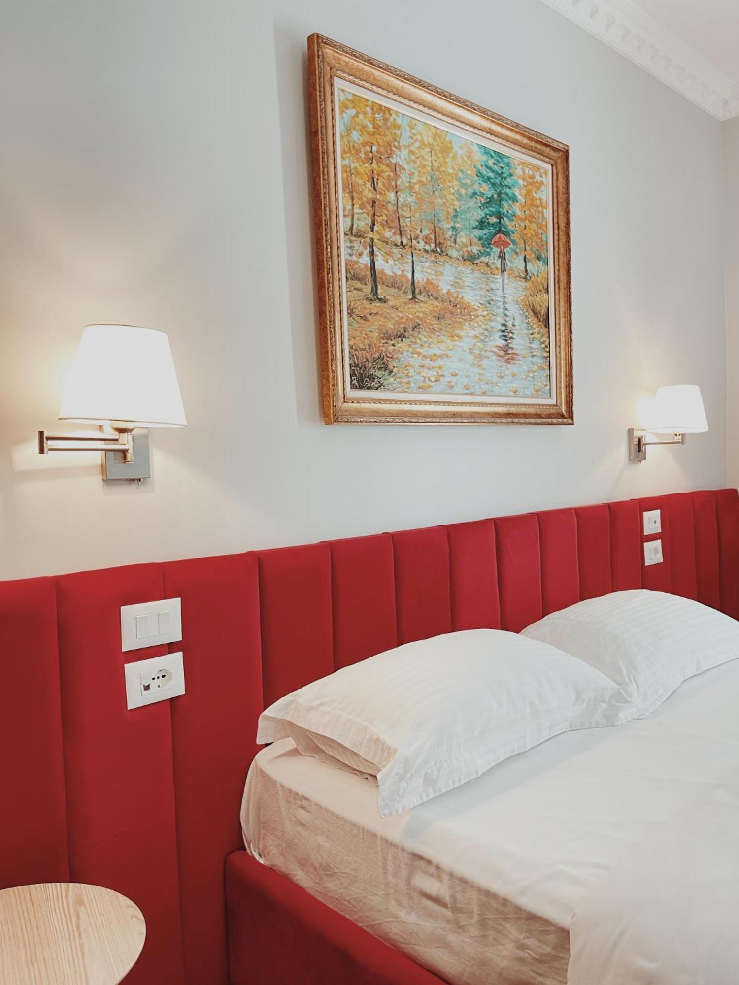 Ruby Palace Vlore Bagian luar foto