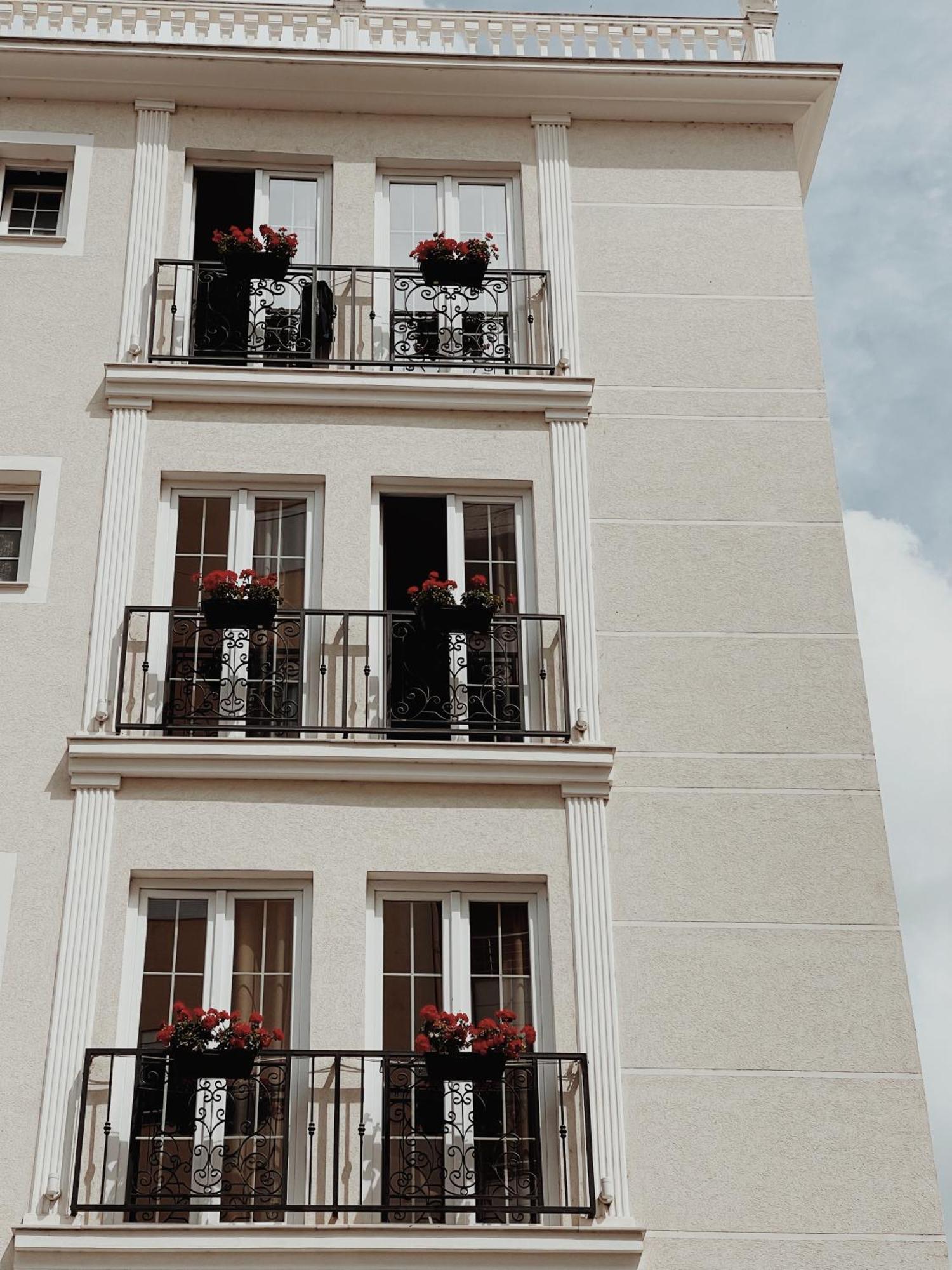 Ruby Palace Vlore Bagian luar foto