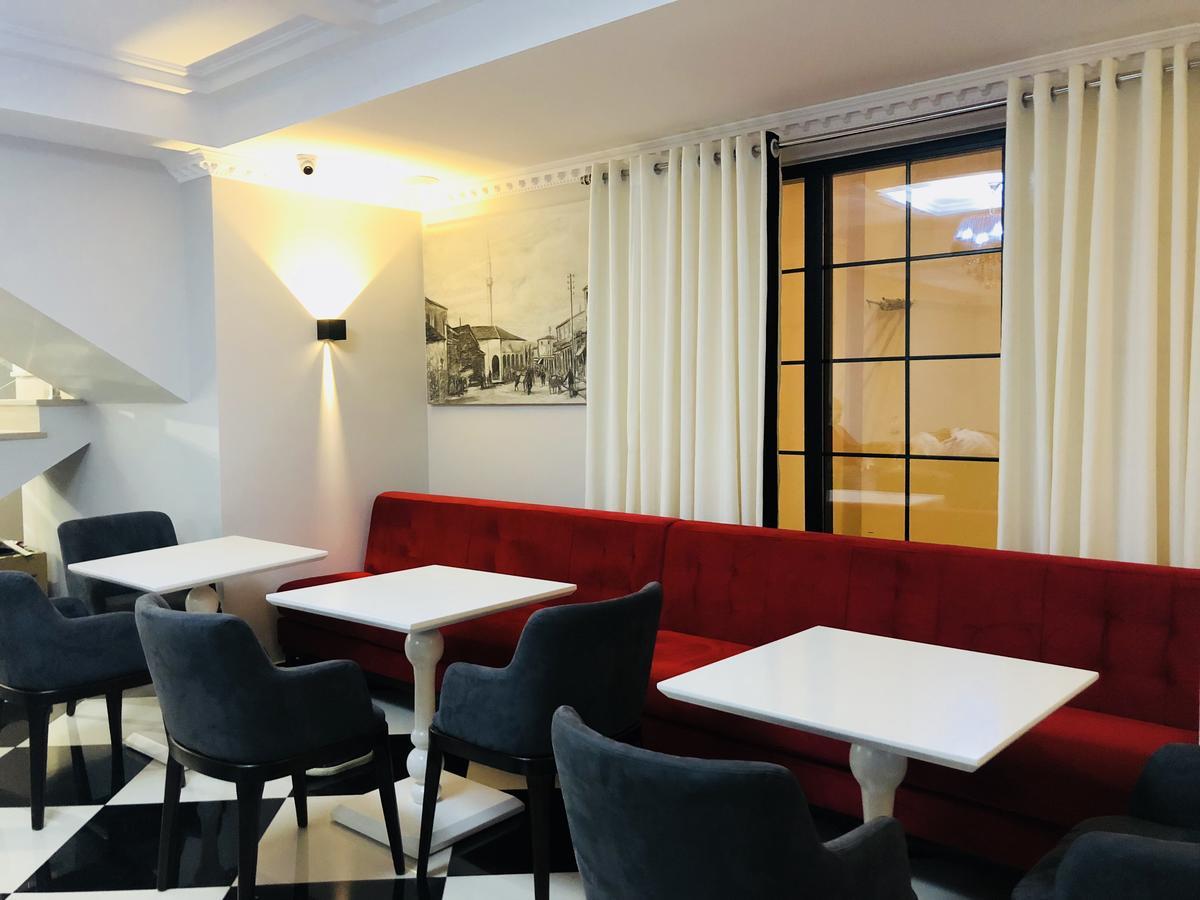 Ruby Palace Vlore Bagian luar foto