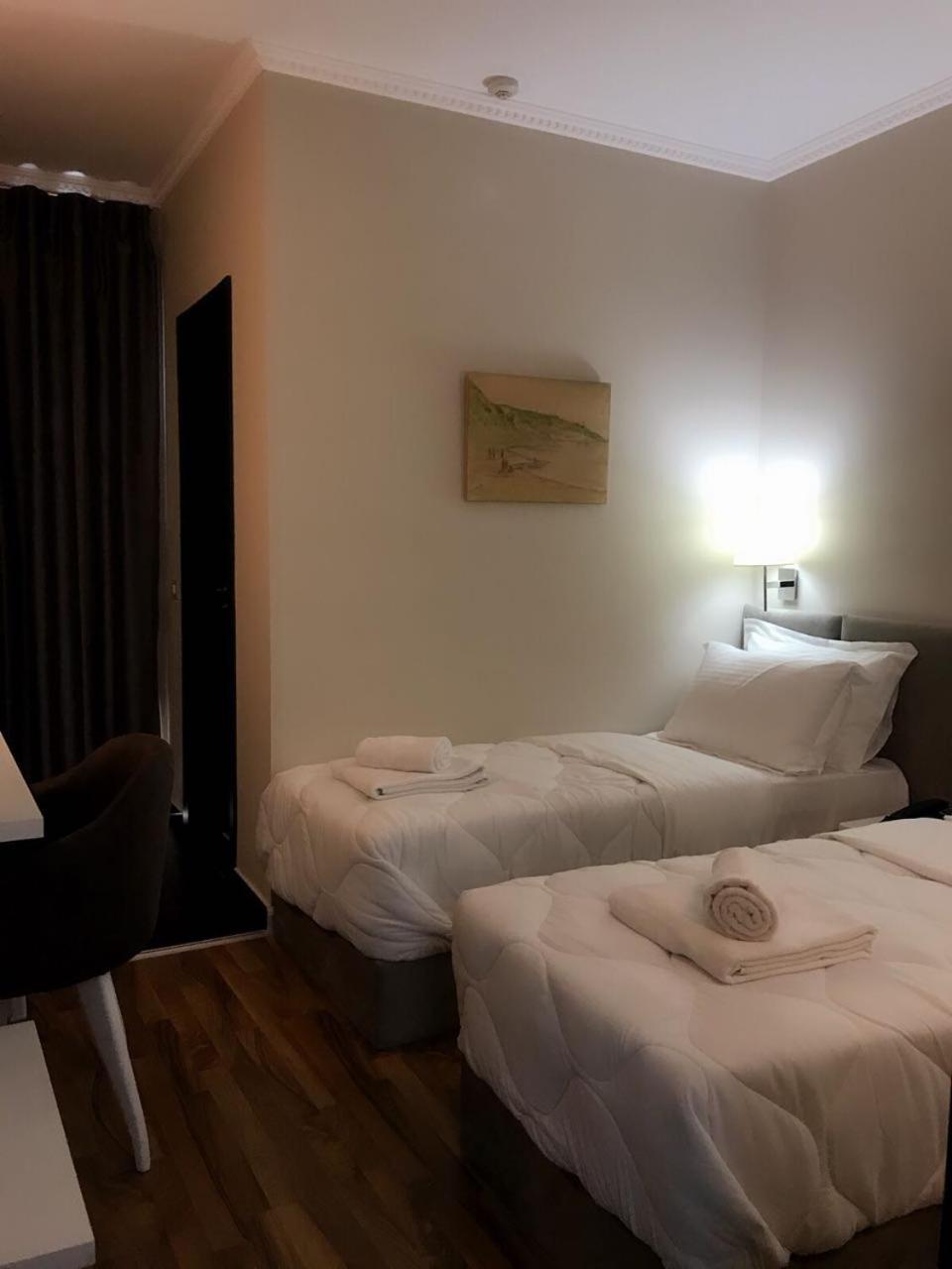 Ruby Palace Vlore Bagian luar foto
